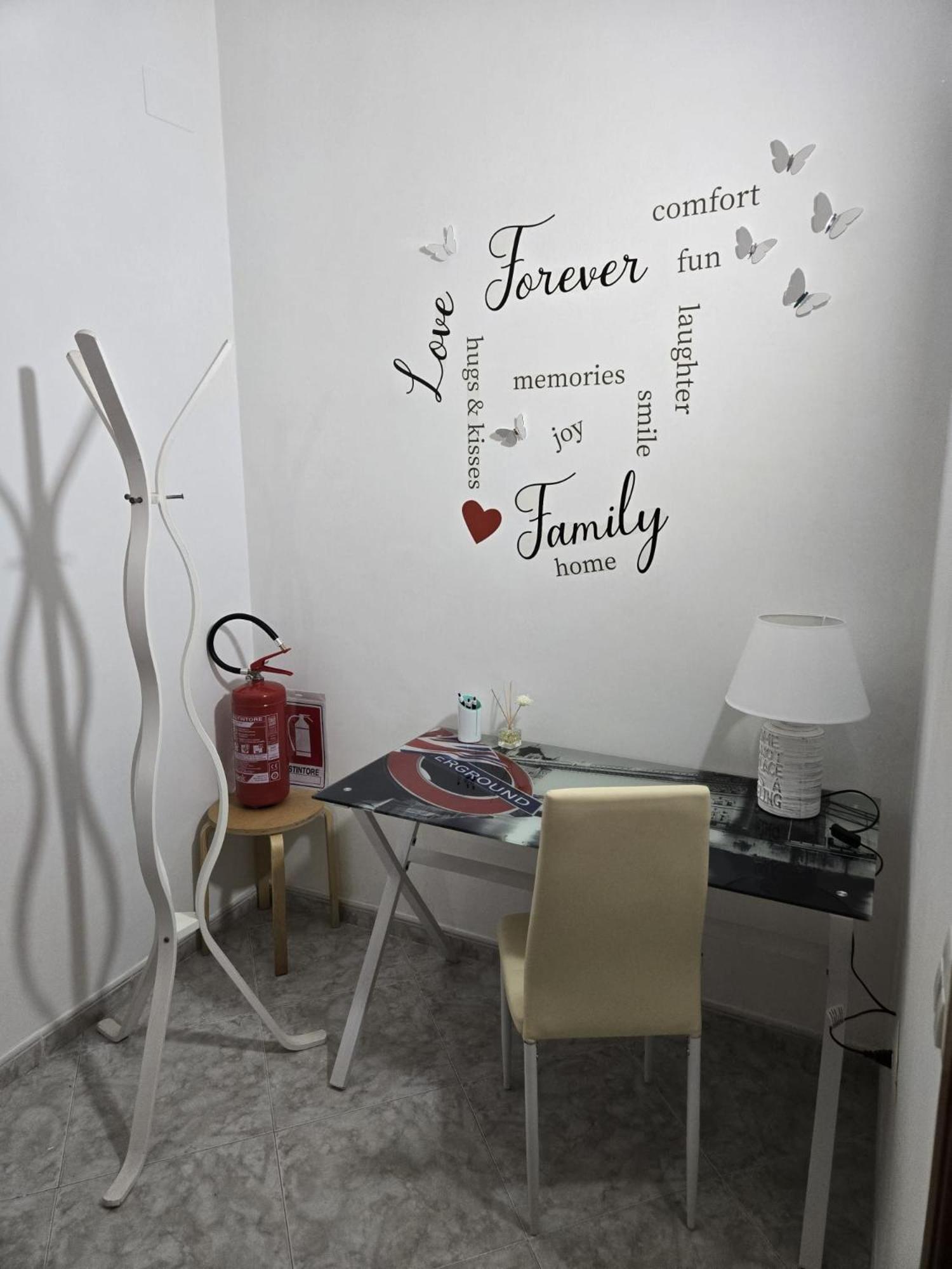 Family Home ポルティチ エクステリア 写真